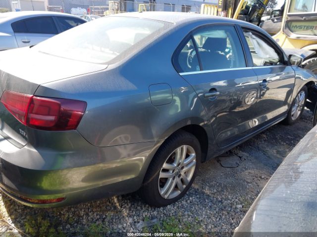 3VW2B7AJ0HM325062 Volkswagen Jetta 1.4t S