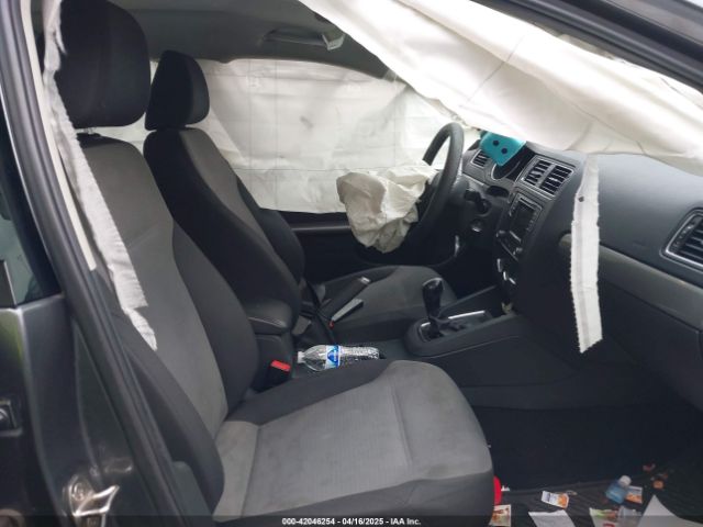 3VW2B7AJ0HM325062 Volkswagen Jetta 1.4t S