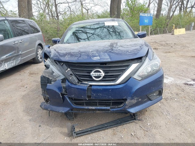 1N4AL3AP2HC262501 Nissan Altima 2.5 Sr