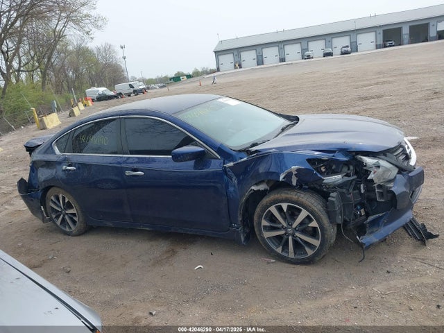 1N4AL3AP2HC262501 Nissan Altima 2.5 Sr