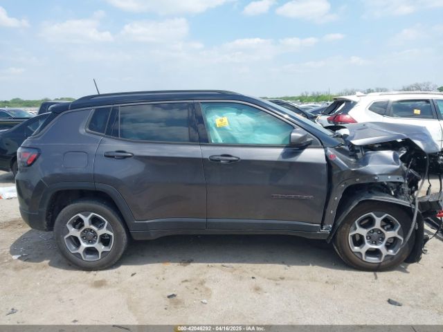 3C4NJDDBXNT157230 Jeep Compass Trailhawk 4x4