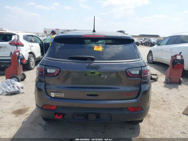 3C4NJDDBXNT157230 Jeep Compass Trailhawk 4x4