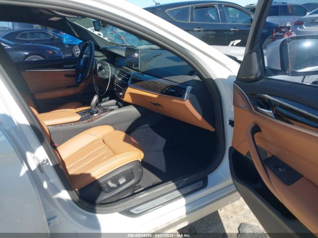 WBA13BJ01NCJ75737 BMW 530 I Xdrive