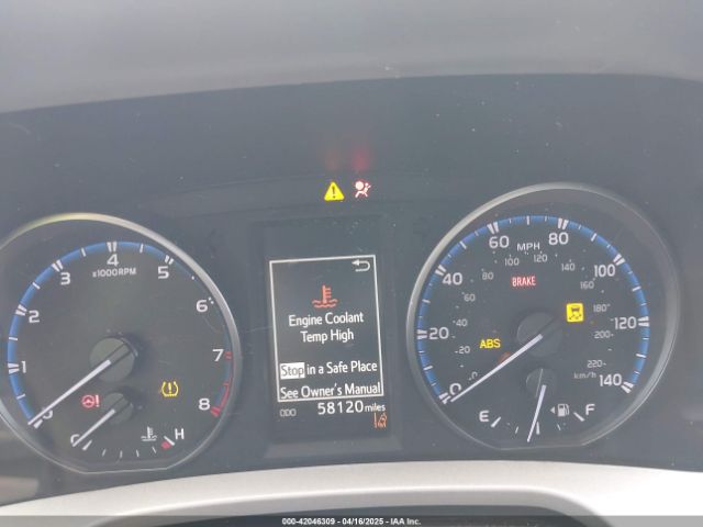 2T3ZFREV8JW431133 Toyota RAV4 LE