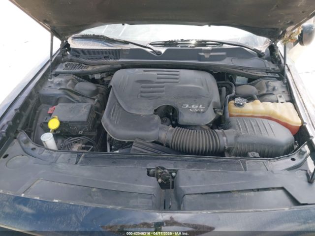2C3CDZAG9JH172319 Dodge Challenger Sxt Plus