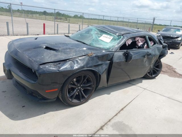2C3CDZAG9JH172319 Dodge Challenger Sxt Plus