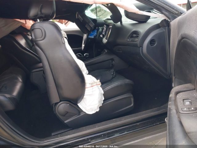 2C3CDZAG9JH172319 Dodge Challenger Sxt Plus