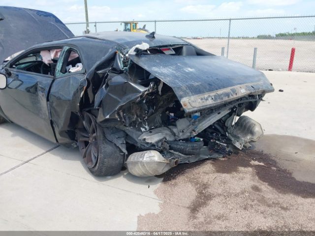 2C3CDZAG9JH172319 Dodge Challenger Sxt Plus