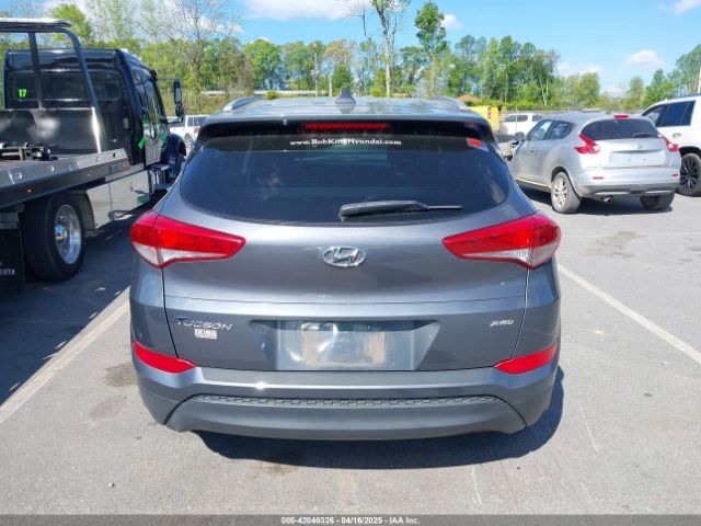 KM8J3CA46HU441212 Hyundai Tucson Se Plus
