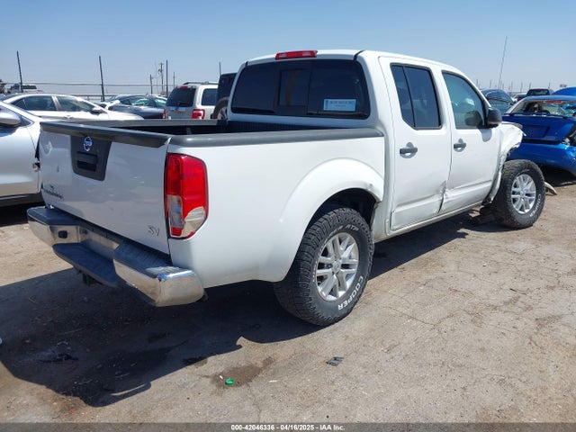 1N6AD0ER8JN762056 Nissan Frontier Sv