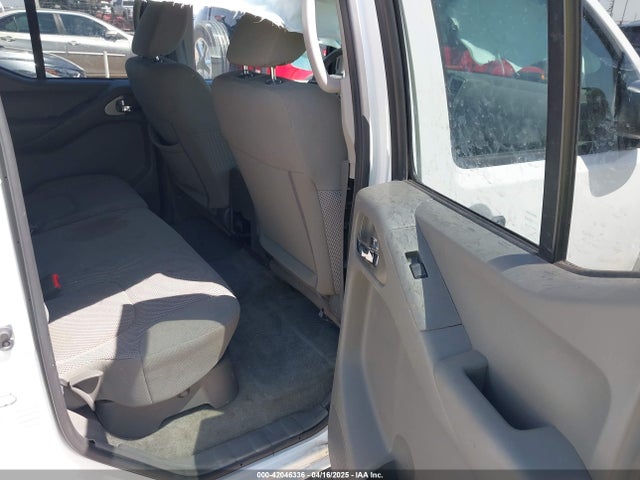 1N6AD0ER8JN762056 Nissan Frontier Sv