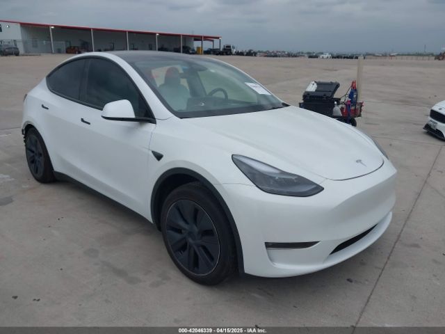 2024 TESLA MODEL Y 7SAYGAEE0RF163905
