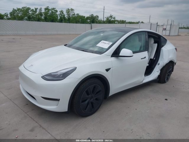 2024 TESLA MODEL Y 7SAYGAEE0RF163905 Photo 1