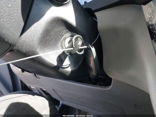 5TDKZ3DC1JS937801 Toyota Sienna Le 8 Passenger