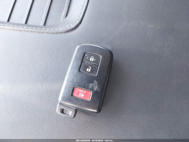 5TFAY5F17MX023735 Toyota Tundra Platinum