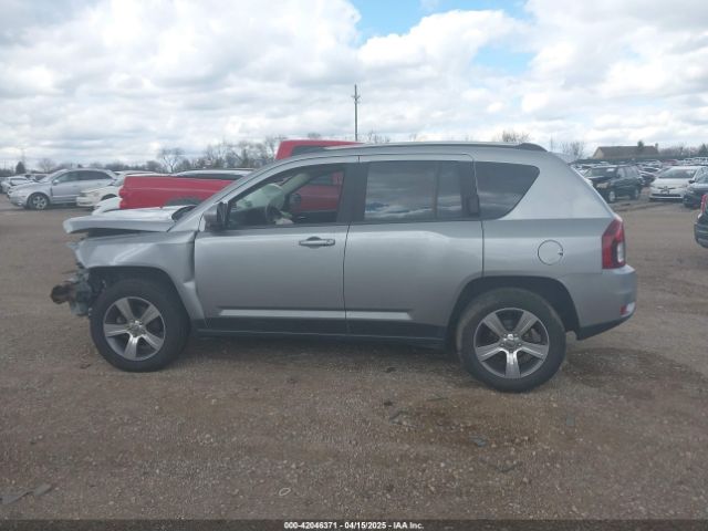 1C4NJDEBXGD768687 Jeep Compass High Altitude Edition