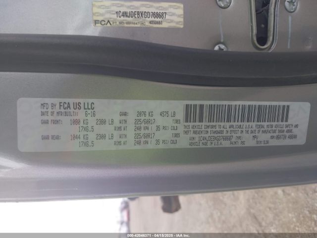 1C4NJDEBXGD768687 Jeep Compass High Altitude Edition
