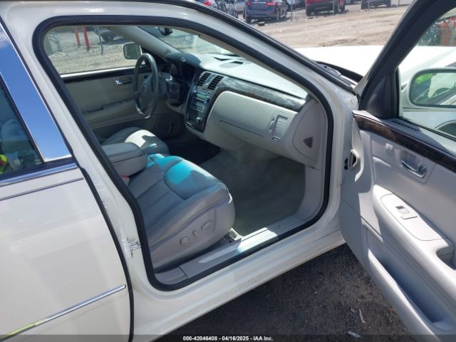 2010 CADILLAC DTS 1G6KD5EY0AU114294 Photo 4