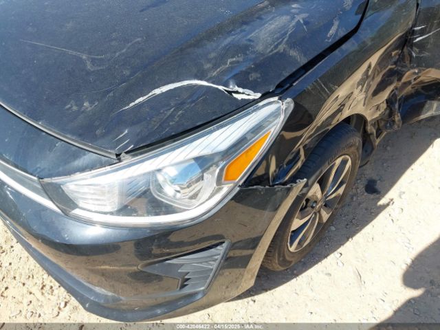 3KPA24AD9NE458402 KIA RIO S