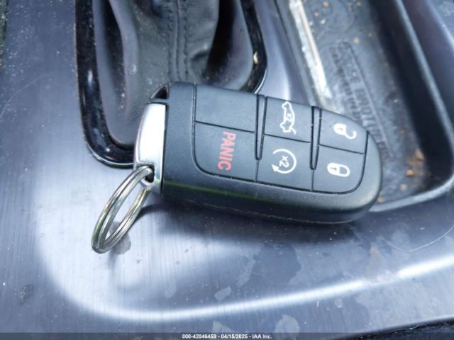 2C3CDXBG9JH121521 Dodge Charger Sxt Rwd