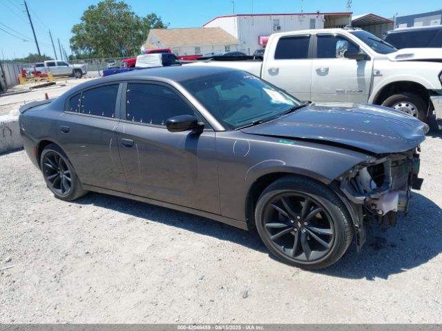2C3CDXBG9JH121521 Dodge Charger Sxt Rwd