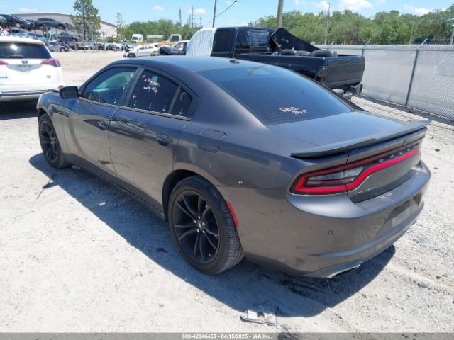 2C3CDXBG9JH121521 Dodge Charger Sxt Rwd