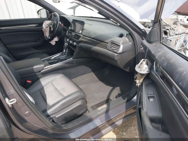 1HGCV1F32LA067592 Honda Accord Sport