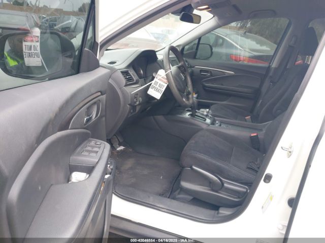 5FNYF5H15KB026075 Honda PILOT LX
