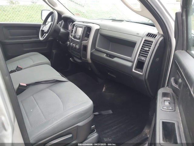 42046586 :رقم المزاد ، 1C6RR6KT4GS119148 vin ، 2016 Ram 1500 Express مزاد بيع