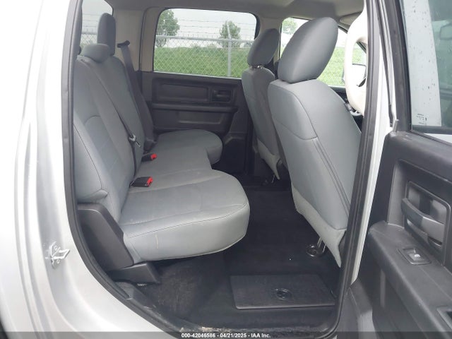 42046586 :رقم المزاد ، 1C6RR6KT4GS119148 vin ، 2016 Ram 1500 Express مزاد بيع