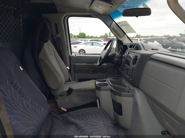 Ford E-250 Commercial 2014 1FTNE2EL9EDA25209 Image 5