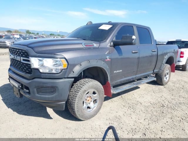 3C6UR5DL8NG324154 RAM 2500 Big Horn  4x4 6'4 Box