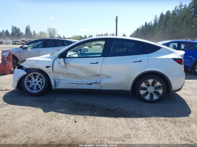 7SAYGDEE7NF418223 Tesla Model Y Long Range Dual Motor All-wheel Drive