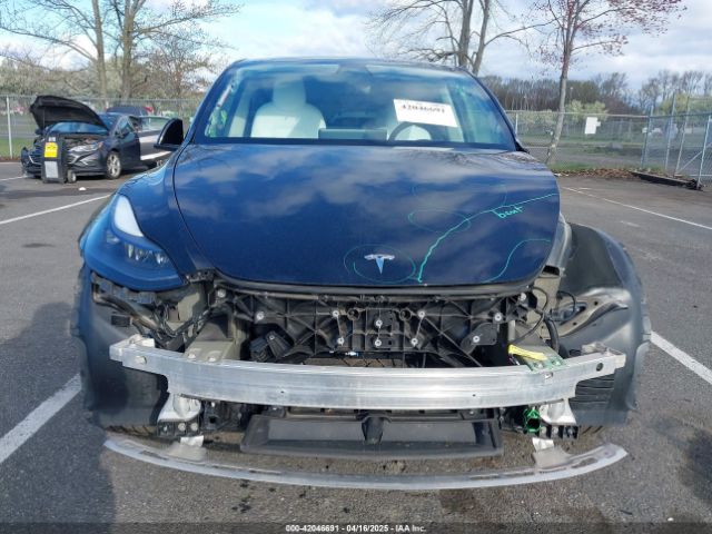 7SAYGAEE4NF522330 Tesla Model Y Long Range Dual Motor All-wheel Drive