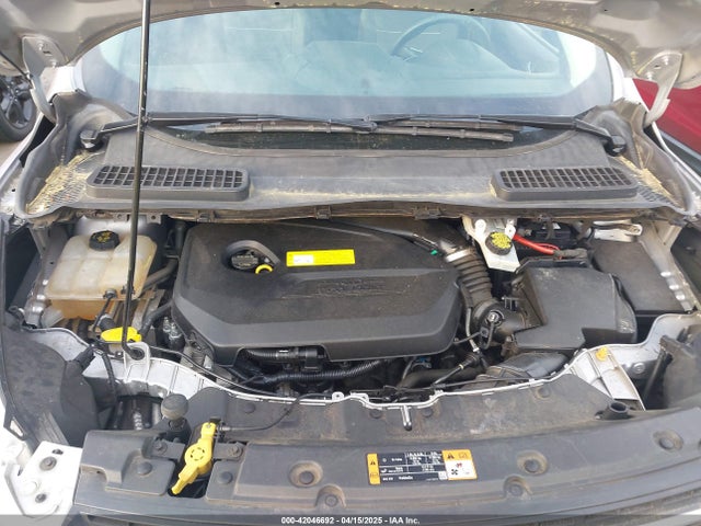 1FMCU0GXXFUC74744 Ford ESCAPE SE