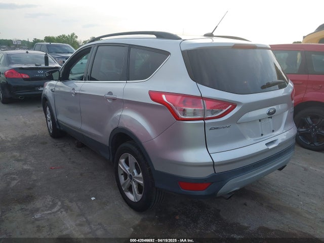 1FMCU0GXXFUC74744 Ford ESCAPE SE