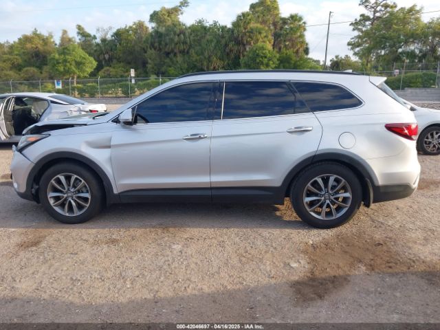 KM8SN4HF7HU244867 Hyundai Santa Fe Se