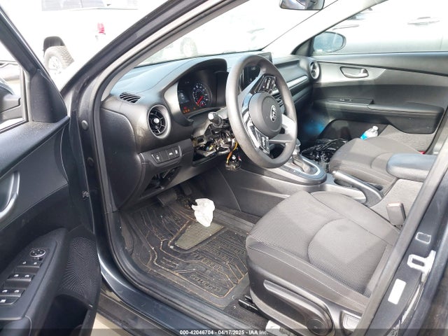 3KPF24AD8LE170132 KIA Forte Lxs