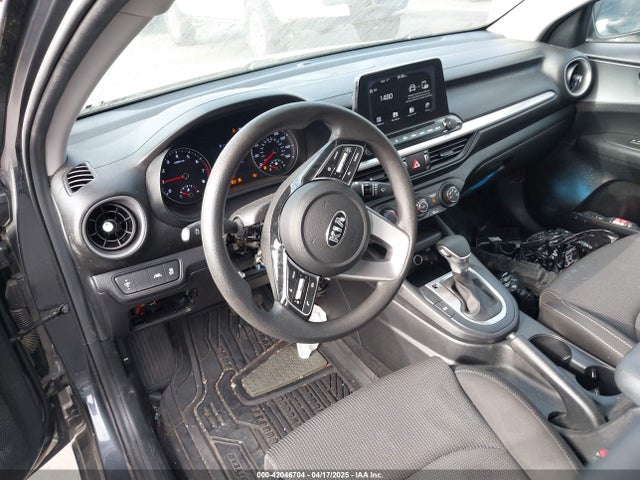 3KPF24AD8LE170132 KIA Forte Lxs