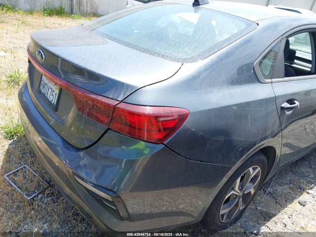 3KPF24AD8LE170132 KIA Forte Lxs