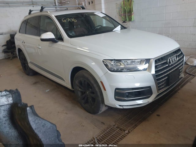 2019 AUDI Q7 WA1LAAF72KD001208 Photo 0