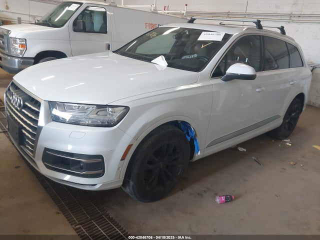 2019 AUDI Q7 WA1LAAF72KD001208 Photo 1