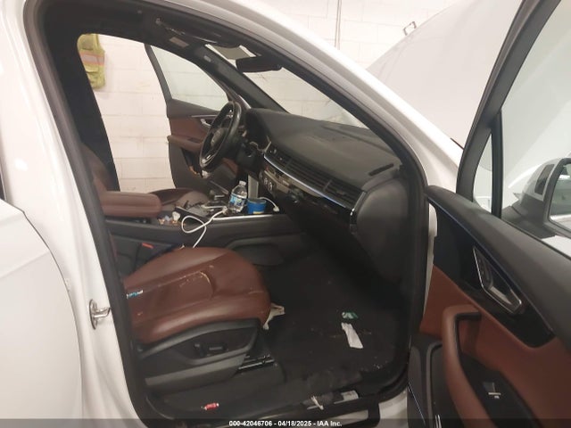 2019 AUDI Q7 WA1LAAF72KD001208 Photo 4