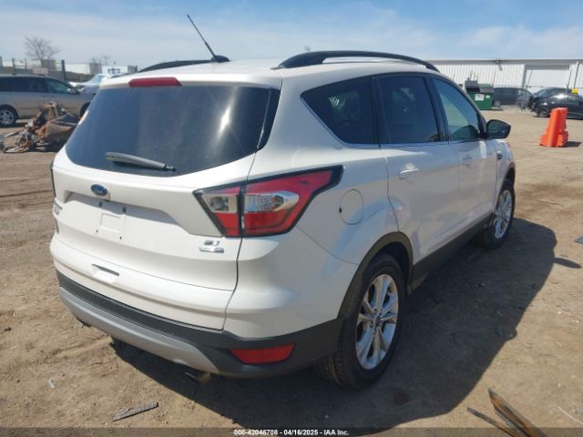 1FMCU9GD4JUB06181 Ford ESCAPE SE