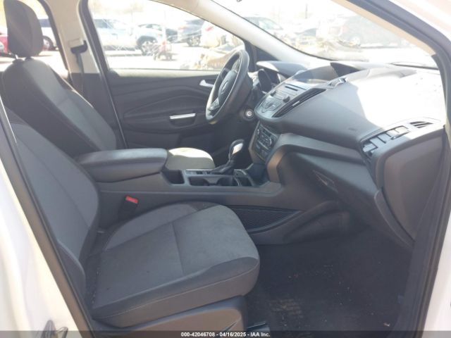 1FMCU9GD4JUB06181 Ford ESCAPE SE