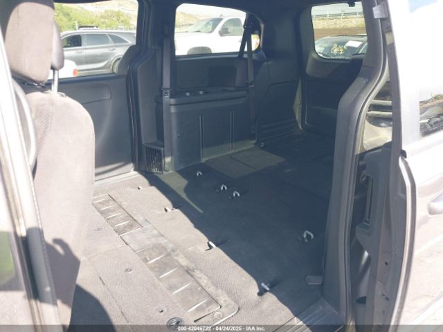 2C4RDGBG4ER411235 Dodge Grand Caravan Se 30th Anniversary