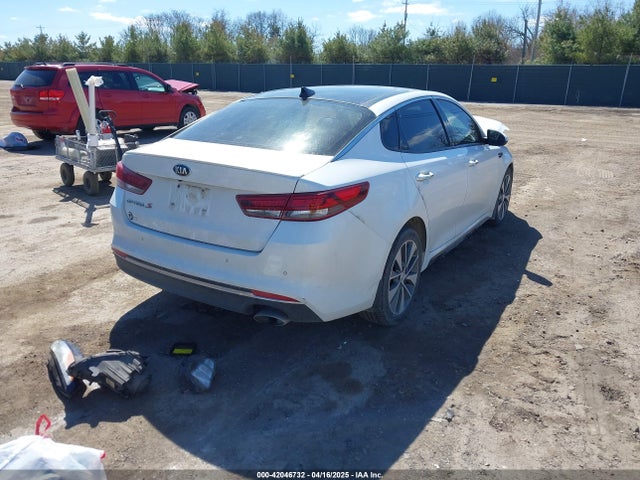 5XXGT4L31JG256876 KIA Optima S