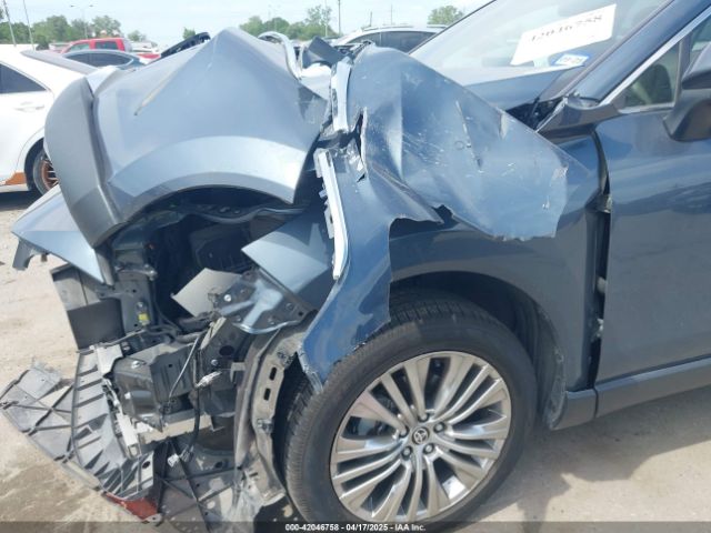 JTEAAAAH2MJ000900 Toyota Venza Limited
