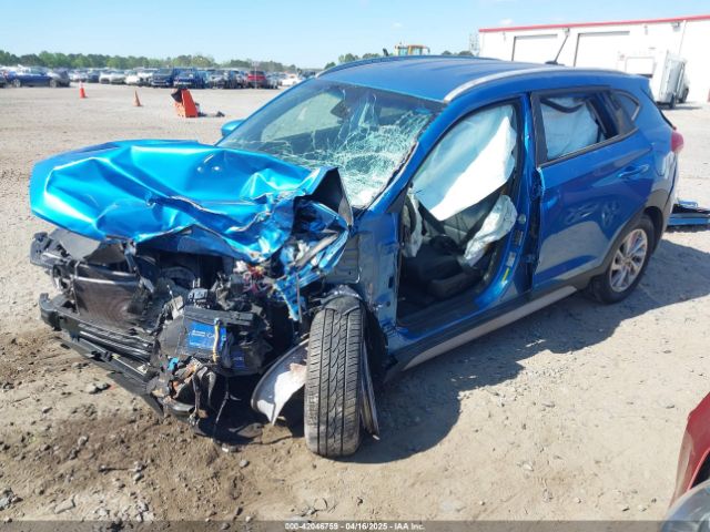 KM8J3CA4XHU411792 Hyundai TUCSON SE