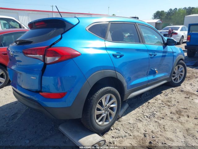 KM8J3CA4XHU411792 Hyundai TUCSON SE